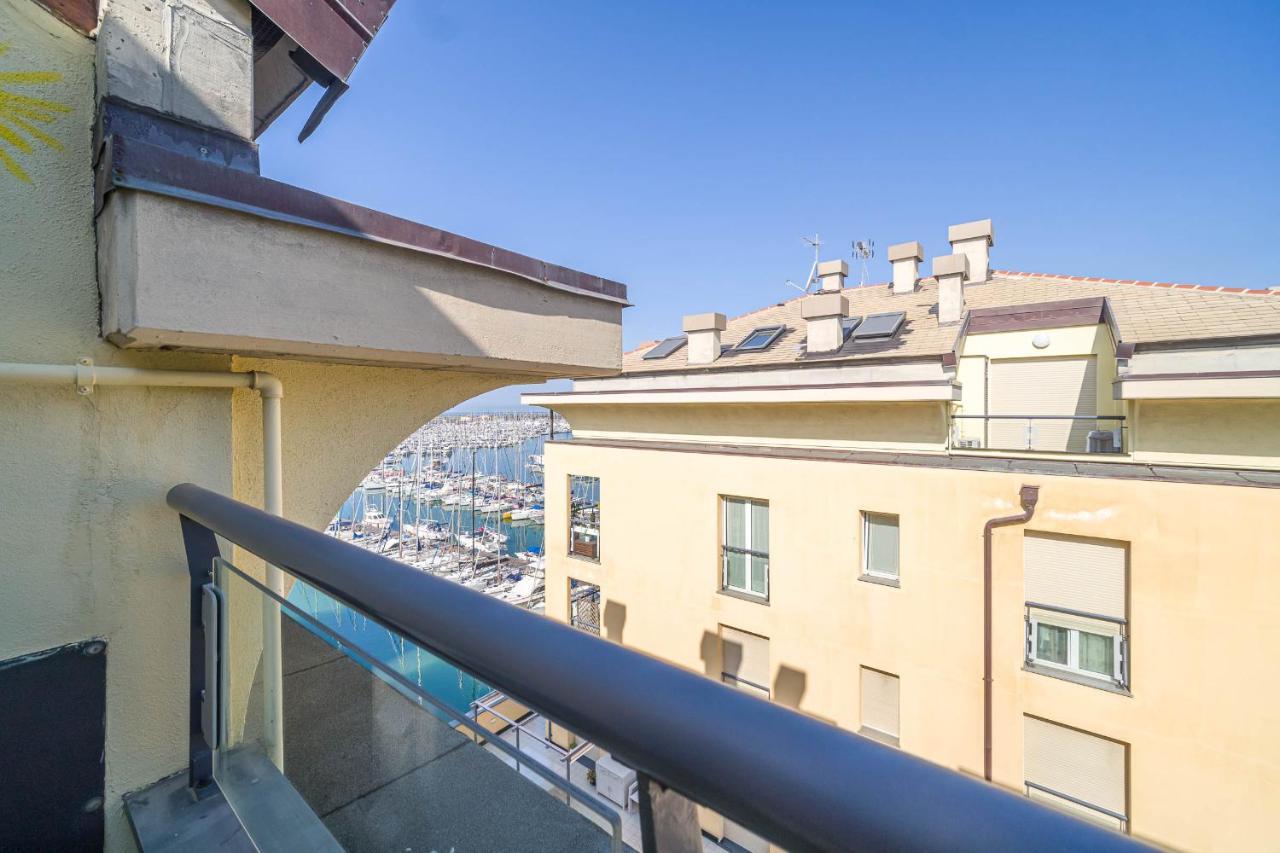 Marina Di Sestri Wonderful Penthouse Lägenhet Genua Exteriör bild